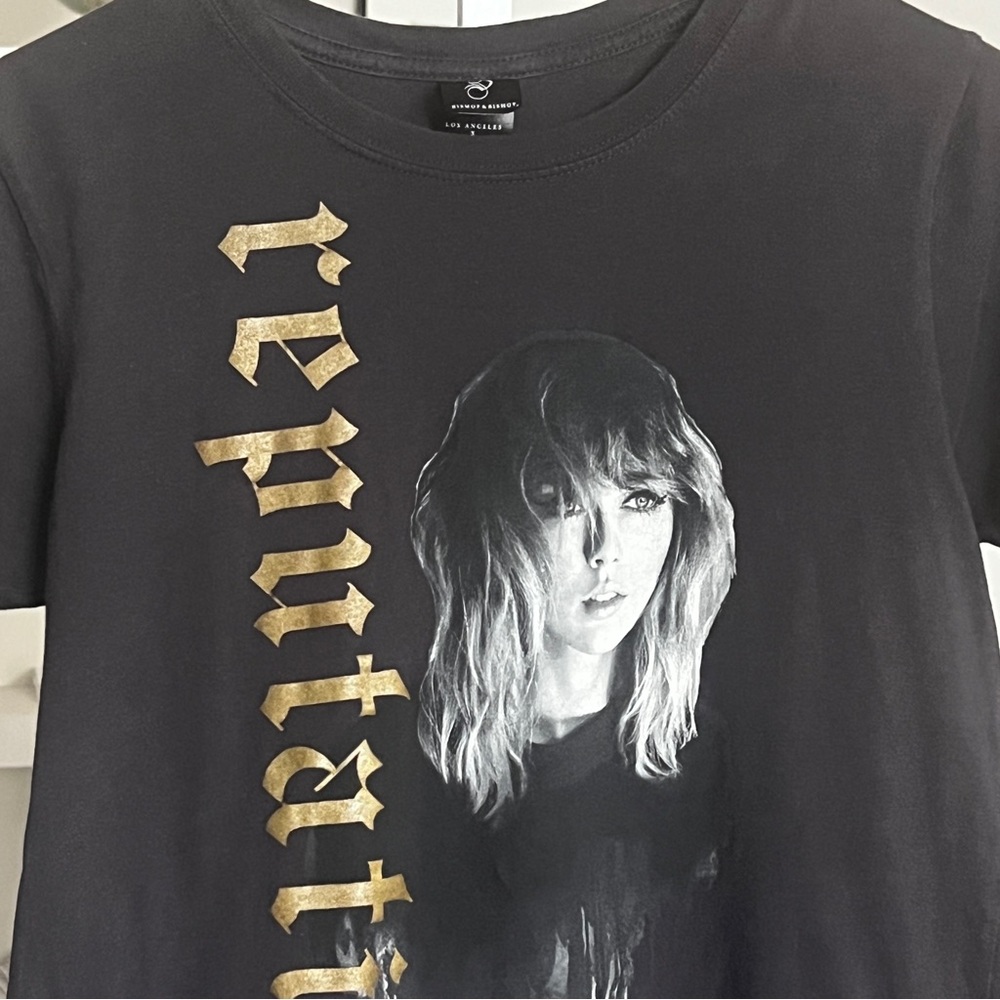 Taylor Swift 2018 Reputation Stadium Tour Tee SZ S BLK Pop Music Swiftie - Picture 3 of 8
